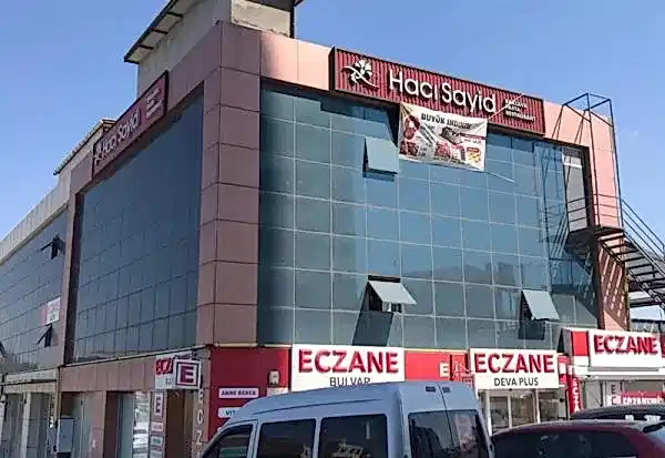 Hacı Sayid Dış Cephe Cam Temizliği